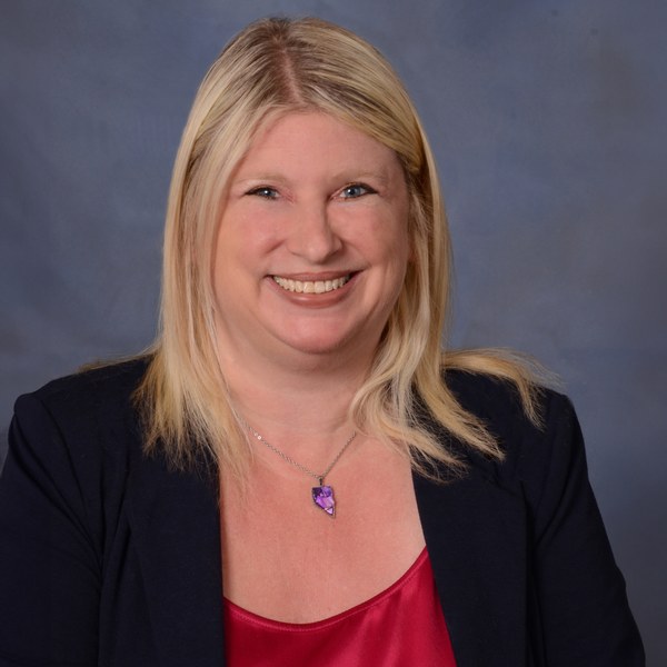 Julie Pazina